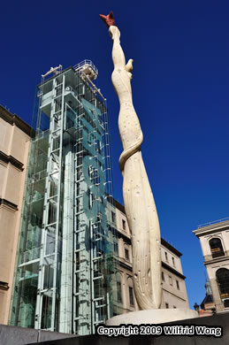 A picture of the Reina Sofia National Museum
