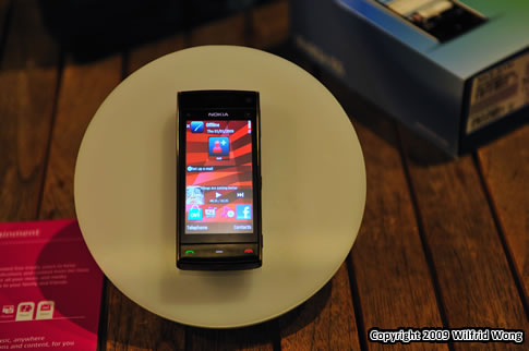 Oooo ... very tempting Nokia X6!